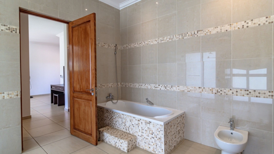 7 Bedroom Property for Sale in Metsimaholo Free State